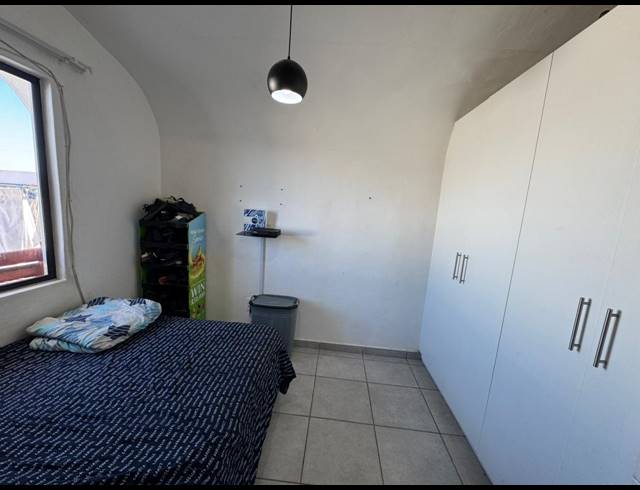 2 BEDROOM HOUSE FOR SALE IN THE CONIFERS